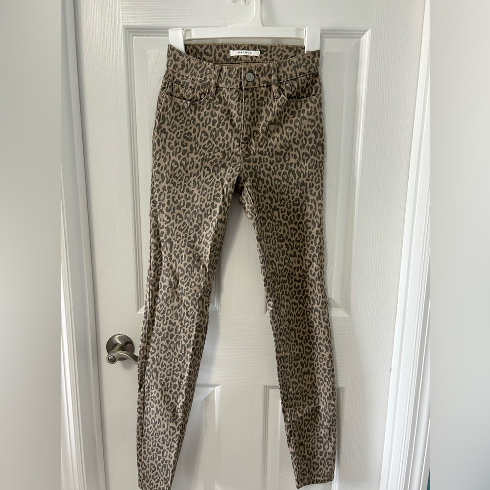 PacSun Cheetah Print High Rise Jeggings